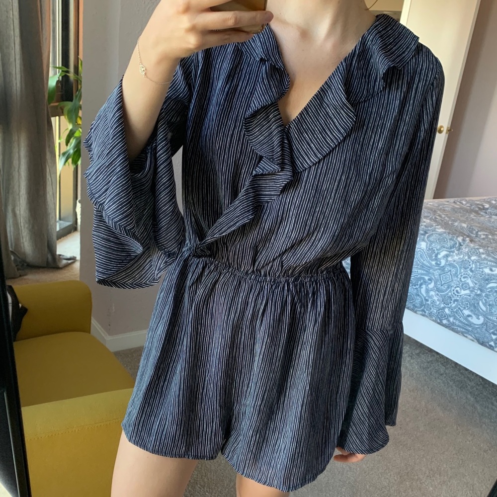 ♥️ Striped Navy Bell Long Sleeve Ruffled Romper